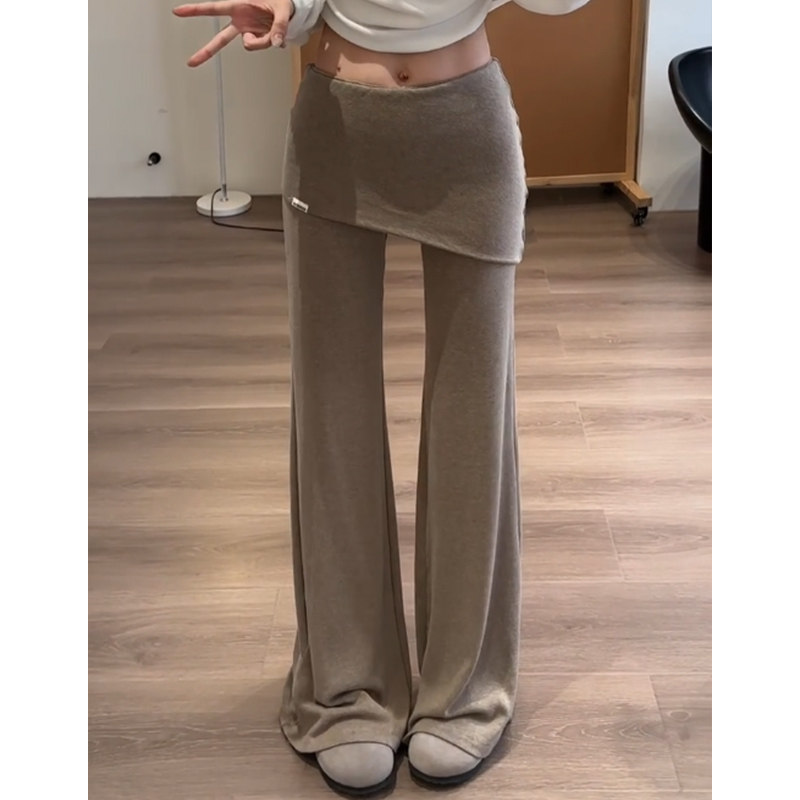 女性用ブラウンフレアパンツ、2026年春の新作スタイル、小柄な方向け、高伸縮性、スリム効果、ハイウエスト、アスレチックパンツ。