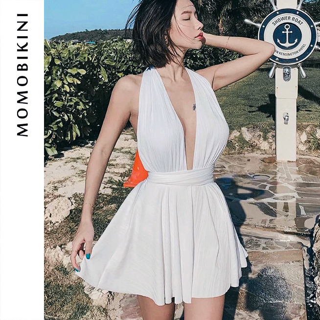 Foam first saw the new white bandage sexy skirt type one-piece swimsuit female cover belly show small chest vacation bubble hot spring outfit