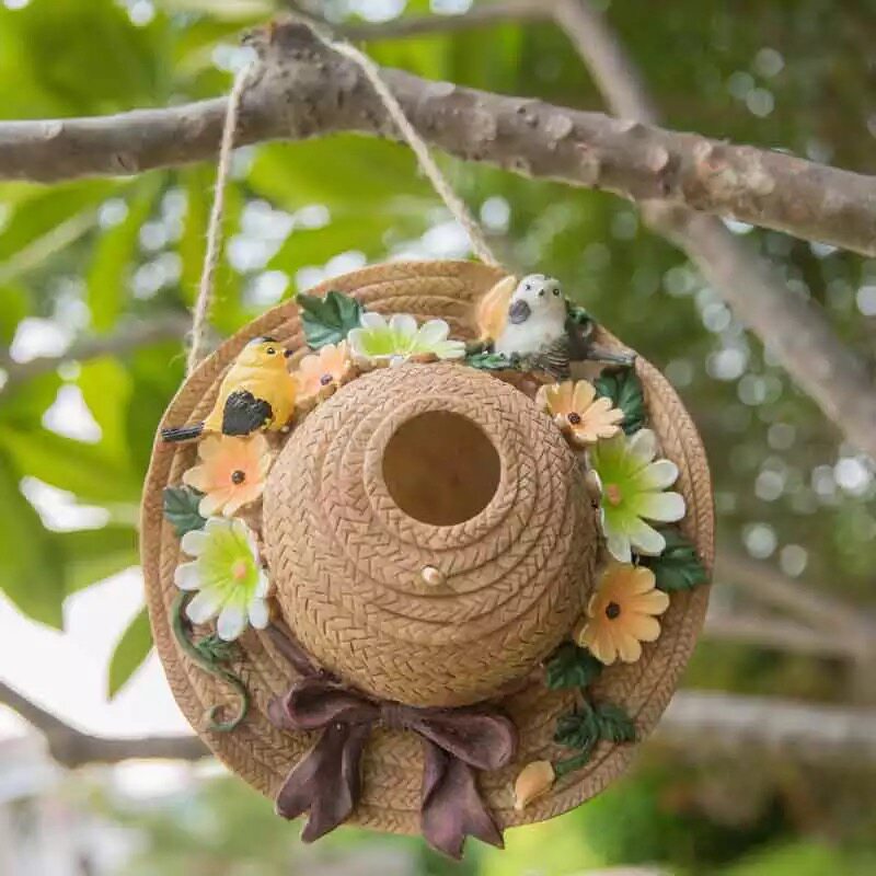 Outdoor garden courtyard storage cabinet decoration villa balcony resin straw hat hanging piece gardening landscaping hanging decoration craft