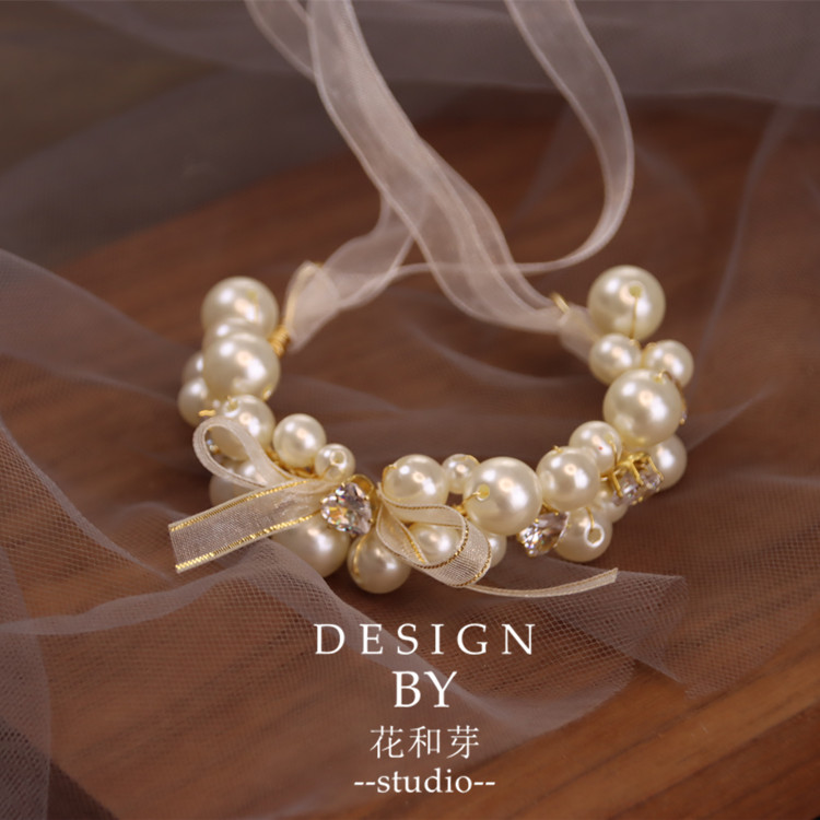 Meritocracy Delicate Shiny Zircon Diamond White Pearl Handmade Bracelet Bridesmaid's Sister Group Wedding Stage Wrist Flowers