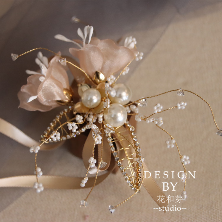 New original wrist flowers with meritocratic champagne pink flower water drill leaves Pearl bridal bridesmaids to perform handmade