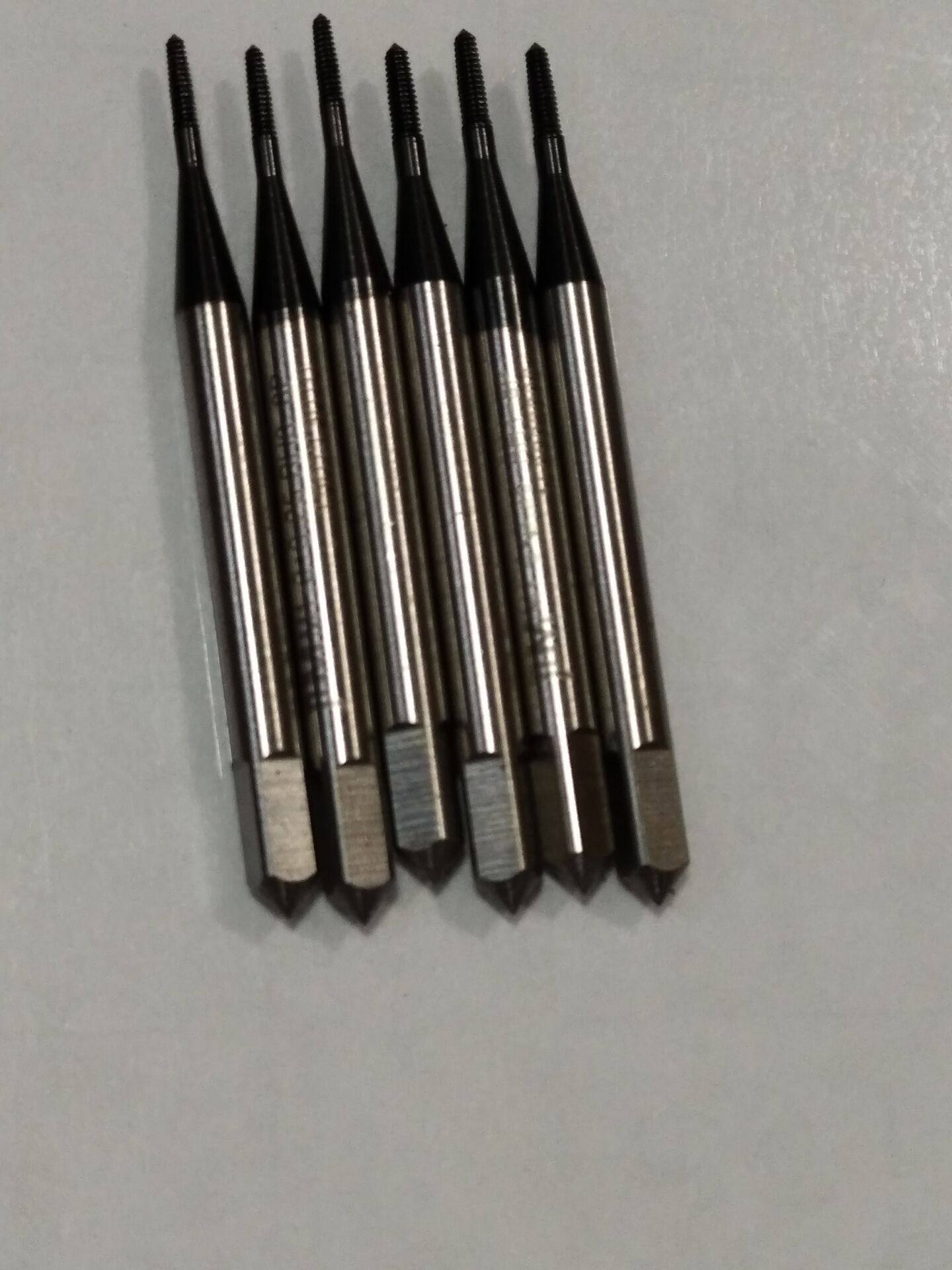 Imported second-hand tap M1 2 and 1 cobalt-plated extrusion machine with tap for copper iron aluminum steel parts