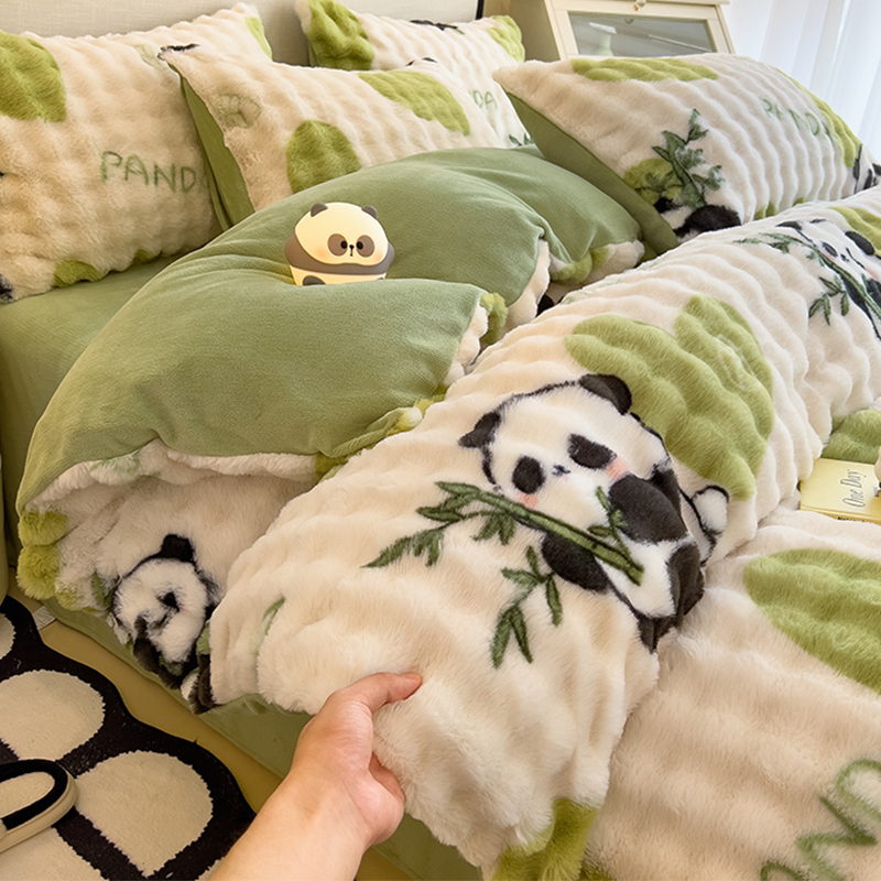 Winter Thickened Flannel Four-Piece Bedding Set, Fitted Sheet, Milk Velvet Coral Fleece Duvet Cover, Fleece-Lined Bed Sheet, Single Three-Piece Set Winter Thickened Flannel Four-Piece Bedding Set, Fitted Sheet, Milk Velvet Coral Fleece Duvet Cover, Fleece-Lined Bed Sheet, Single Three-Piece Set