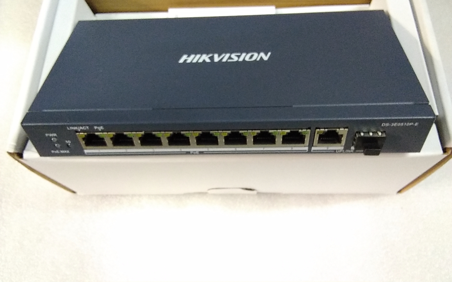 Yantai Haikang poe switch network monitoring full gigabit 10 ports with fiber optic sfp port ds3e0510p spot