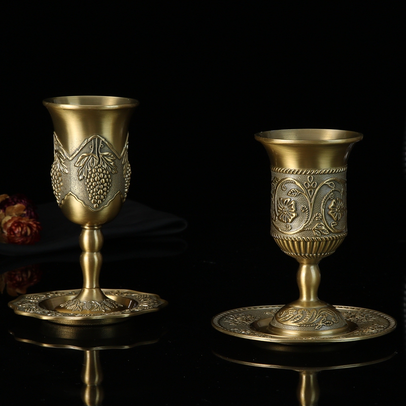 European-Style Old Wine Glasses, Alloy Antique-Style Wine Utensils, Goblets, White Wine Glasses, Red Wine Glasses, Gift Photography Props, Retro Ornaments European-Style Old Wine Glasses, Alloy Antique-Style Wine Utensils, Goblets, White Wine Glasses, Red Wine Glasses, Gift Photography Props, Retro Ornaments