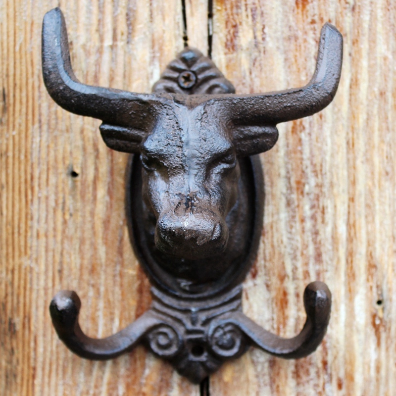 European and American Country-Style Vintage Cast Iron Wrought Iron Hook Garden Courtyard Wall Hanging Wall Decoration Coat and Hat Hook Double Hook with Bull Head