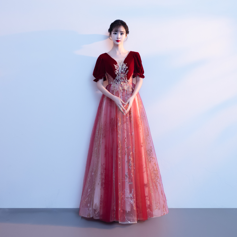 コーラスパフォーマンス衣装、女性用ロングスカート、気質のある大人の宴会イブニングドレス、司会者、赤い歌のコンテストの合唱団衣装