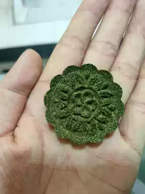 Handmade small pet snacks Hamster Chinchilla Dutch pig Pet rabbit Alfalfa molar tooth cleaning grass cake