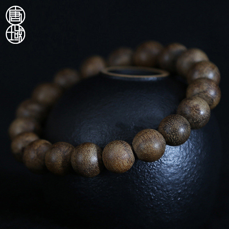 Tang Domain Vietnam Nha Trang of the Fragrant Hand Strings 10mm Ladies Lovers Fidelity natural Old material Sunken Fragrant Wood Hand Alchemo Pearl