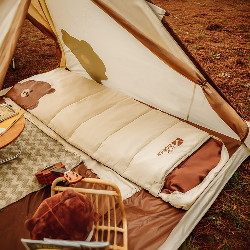 Mu Gaodi Line Friends joint brown bear outdoor warm single portable spring and autumn envelope sleeping bag