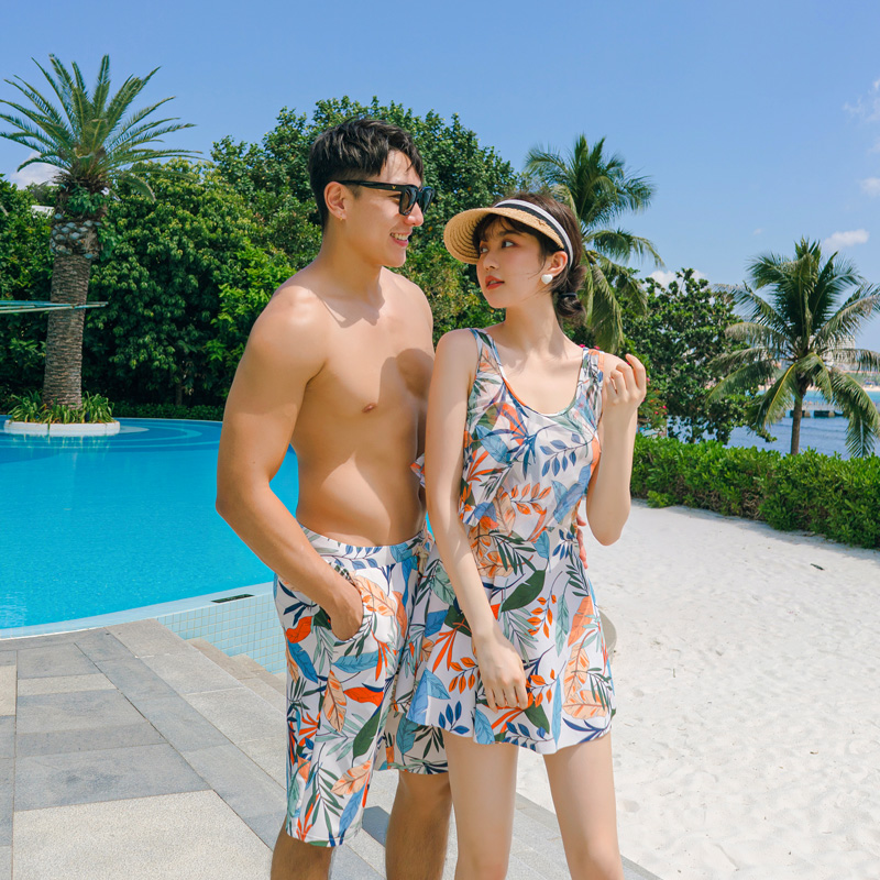 Couple swimsuit women beach split women skirt flat angle conservative thin cover belly small chest gather hot spring men's swimming trunks
