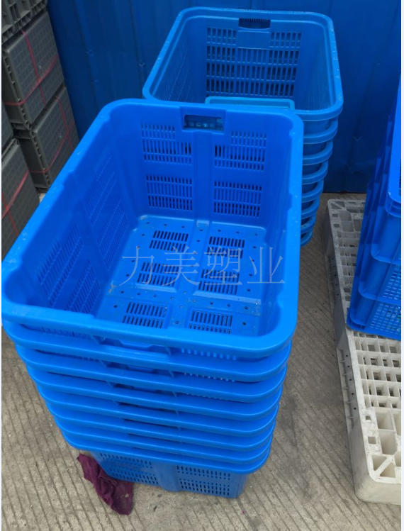 Factory direct sales plastic basket turnover basket watermelon basket waist basket turnover basket vegetable basket thickened basket