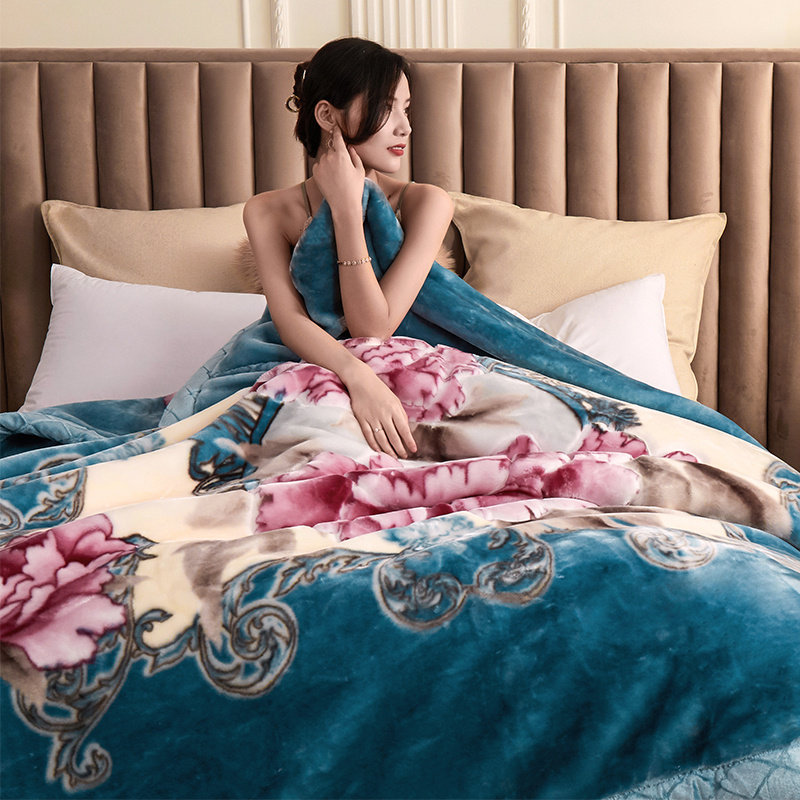Raschel blanket quilt double padded winter coral fleece blanket student dormitory flannel blanket spring and autumn