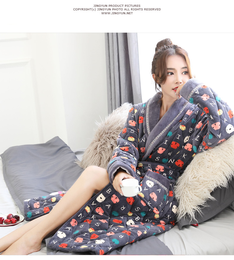 Áo ngủ nữ mùa đông san hô nhung nhung đệm dài đoạn trên đầu gối Phiên bản Hàn Quốc của phim hoạt hình dễ thương áo choàng ấm mùa đông nữ đồ ngủ nam hàn quốc