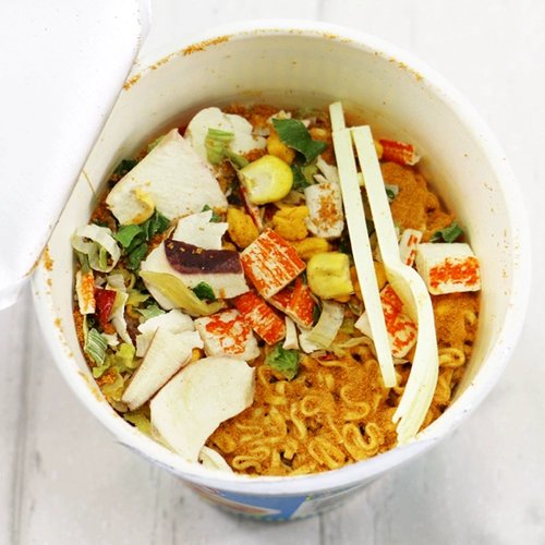 Рицингхе вкусовой аромат пряный аромат морепродуктов Мгновенный лапша открытая чашка музыкальные чашки и мгновенная лапша 74 г скоростной еды