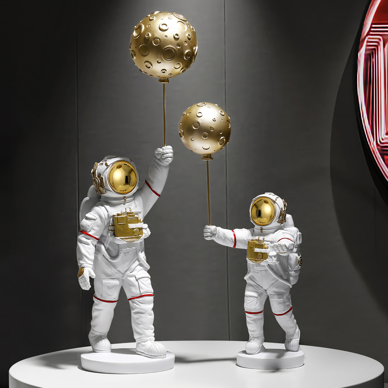 Spaceman living room home spaceman ornaments office TV cabinet desktop soft decorations housewarming opening gift