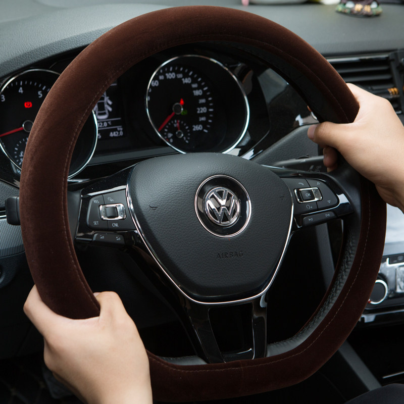 Fus tangyue Maiten PassatTiguanl Speed Plush Short Velvet Steering Wheel Cover Winter to cover the sleeve
