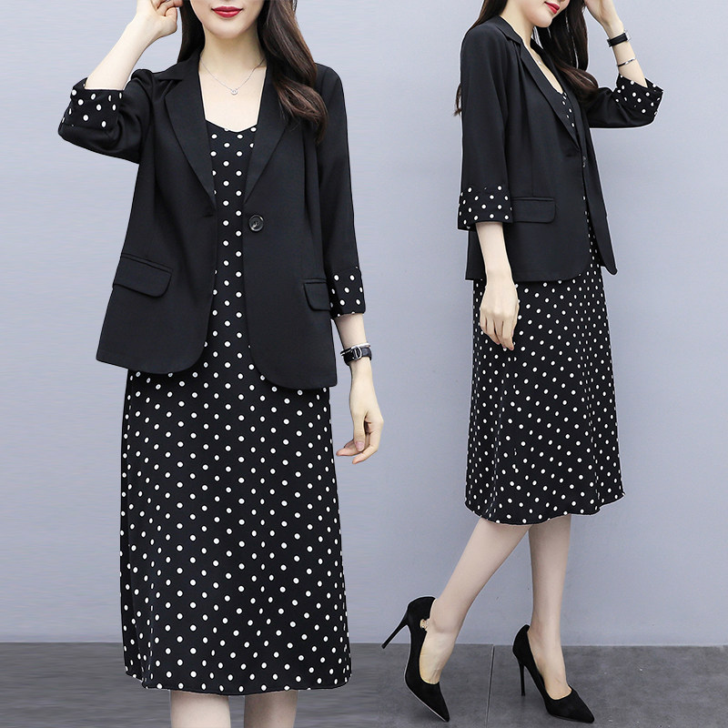 Big code 2023 Spring new ladies Fat mm Belly Hide Meat Foreign Air Trendy Suit Dress Two-piece Suit 