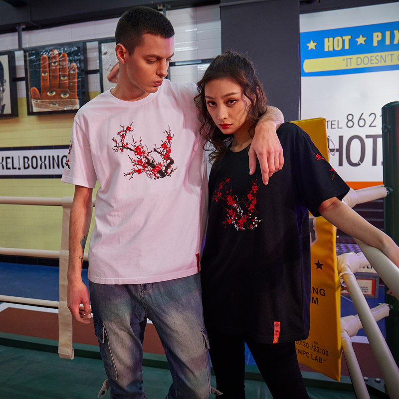 Tide brand summer new plum embroidery pure cotton loose couple Chinese style casual short-sleeved T-shirt men embroidered top