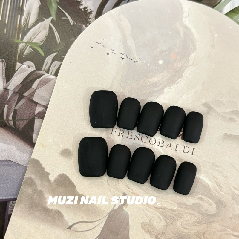【Muzi Wearable Nails】Black Matte Autumn/Winter New Nail Art Niche High-End Whitening Short Phototherapy Nail Tips 【Muzi Wearable Nails】Black Matte Autumn/Winter New Nail Art Niche High-End Whitening Short Phototherapy Nail Tips