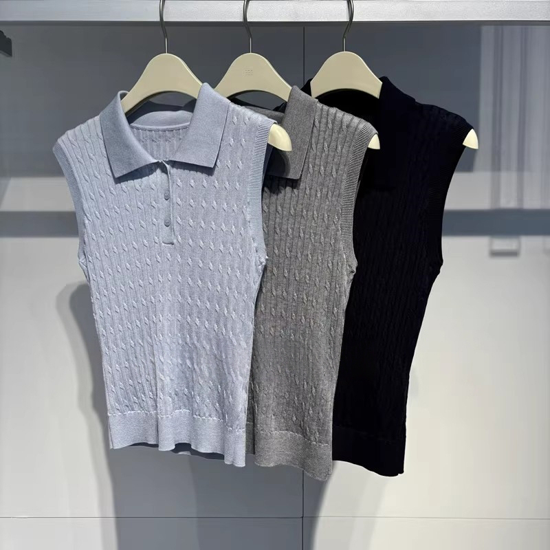 Same Style as in the Mall, 2026 Summer New Slim-Fit, Slimming, Lapel, Sleeveless Knitted Vest Top for Women A1Efg213K Same Style as in the Mall, 2026 Summer New Slim-Fit, Slimming, Lapel, Sleeveless Knitted Vest Top for Women A1Efg213K