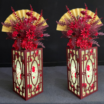 New wedding props square column road lead wedding stage background layout Meihua road lighting ornaments red Chinese style
