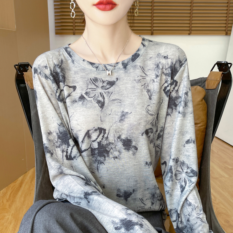 Clearance! Vintage-Style Water-Dyed Tie-Dye Printed Round-Neck Soft and Cozy Base Shirt for Women, Fashionable Thin T-Shirt