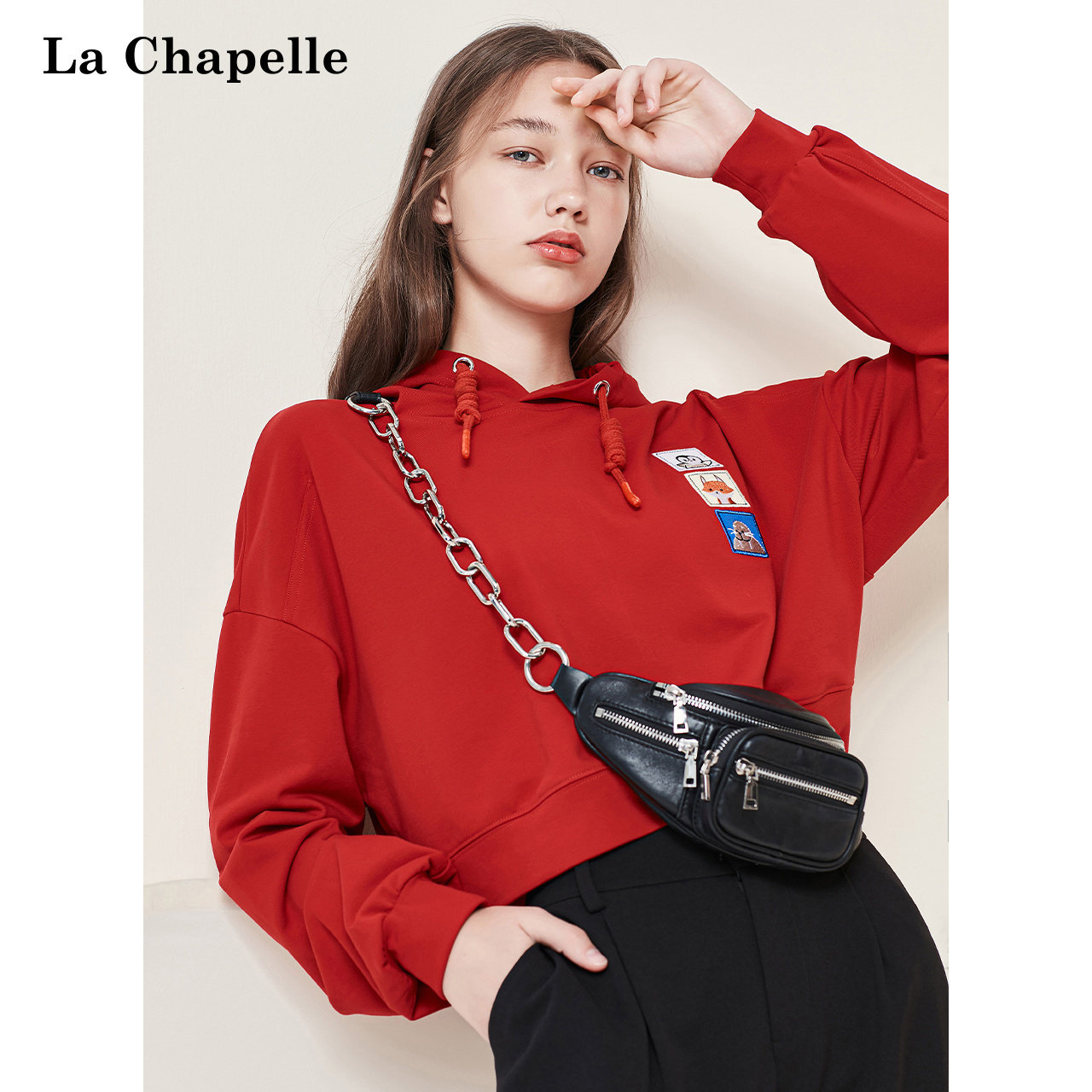 La Chapelle 拉夏贝尔 19年秋季新款 女式宽松短款连帽卫衣 天猫优惠券折后￥139包邮（￥239-100）多色可选