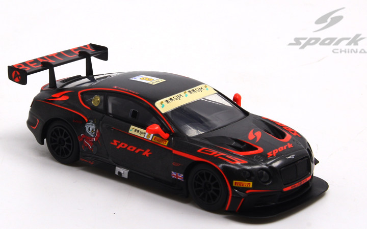 1:64 Spark Bentley Continental GT3 2015 Macau GP FIA GT World Cup