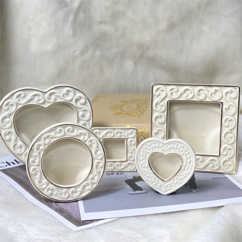 Foreign Trade Surplus Ceramic Gold-Painted Relief Heart-Shaped Square Wedding Gift Photo Frame Ornament Home Decoration