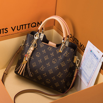 Hong Kong bag womens fashion bag pendant Leather portable old flower bag crossbody shoulder bag Large capacity tote bag