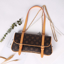 Hong Kong pet chain bag womens middle bag armpit bag Wild retro print shoulder oblique cross handbag