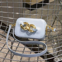  Hong Kong fashion small bag Pet backpack small square bag Net celebrity blogger recommended mobile phone bag metal decoration bag 2021