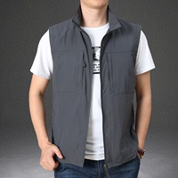 8571 [стоящий рядом с] серым