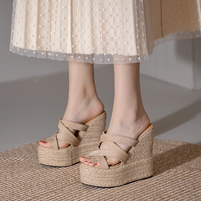 2026 Spring/Summer New Style Women's Open-Toe Sandals with Ultra High Wedge Heels, Platform Thick Soles, Nightclub Beach Style, Trendy Outdoor Slippers