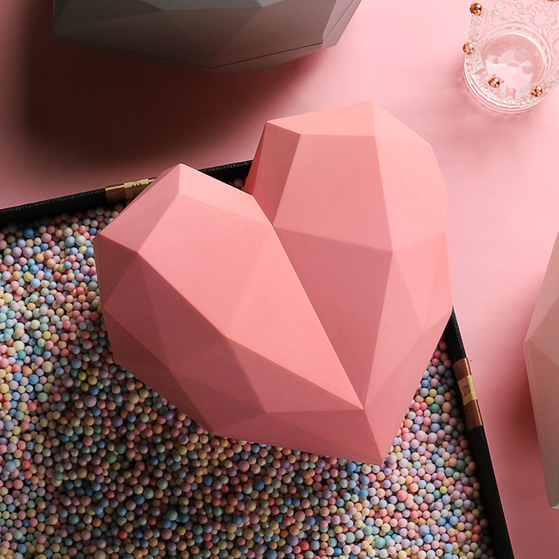 Heart-shaped gift box empty box birthday lipstick ins packaging box companion gift box girl heart net red love gift box