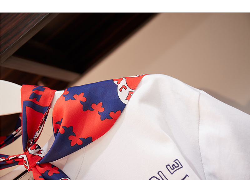 DABI 韓國復古風時尚植物紋T恤顯瘦套裝短袖裙裝 DABI 韓國復古風時尚植物紋T恤顯瘦套裝短袖裙裝