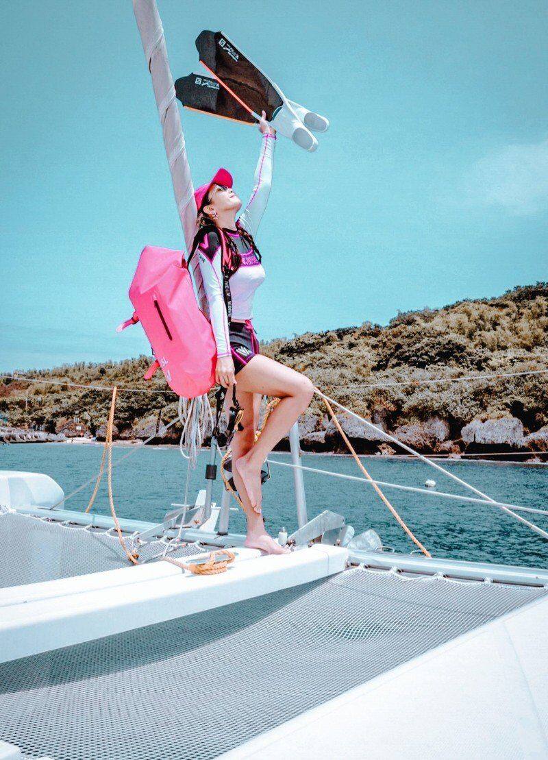 Taiwan V DIVE 45L diving fins storage bag shoulder bag Waterproof outdoor bag Beach rafting