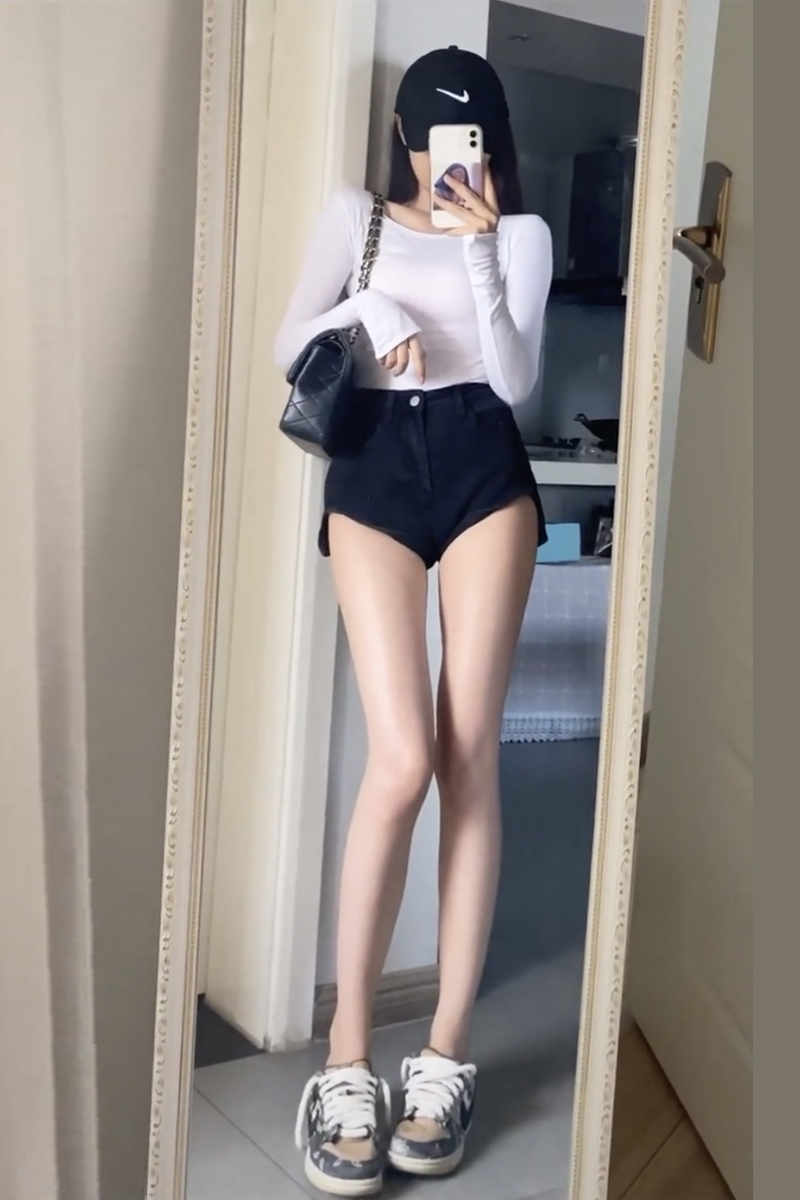 enen sashimi sunscreen woman 2021 new spring and autumn slim fit pure desire wind chili girl with a long sleeve t-shirt blouse