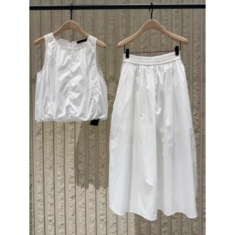 Moco Genuine Two-Piece Dress 2026 Summer New Product Light Pleated Bud-Shaped Long Skirt Mbf2Drs014 Moco Genuine Two-Piece Dress 2026 Summer New Product Light Pleated Bud-Shaped Long Skirt Mbf2Drs014