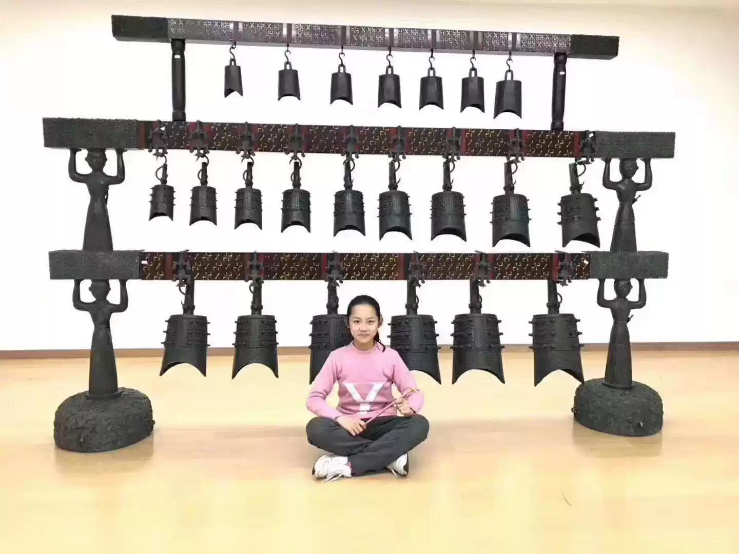 定製青銅器曾侯乙編鐘、編磬古典中式仿古擺件演奏樂器拍戲影視
