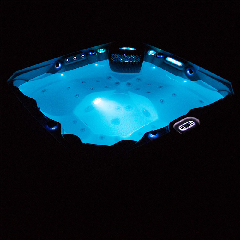Multi-person bathtub spa Open-air garden Villa Massage Spa bath Smart surf Oversized bath Outdoor pool