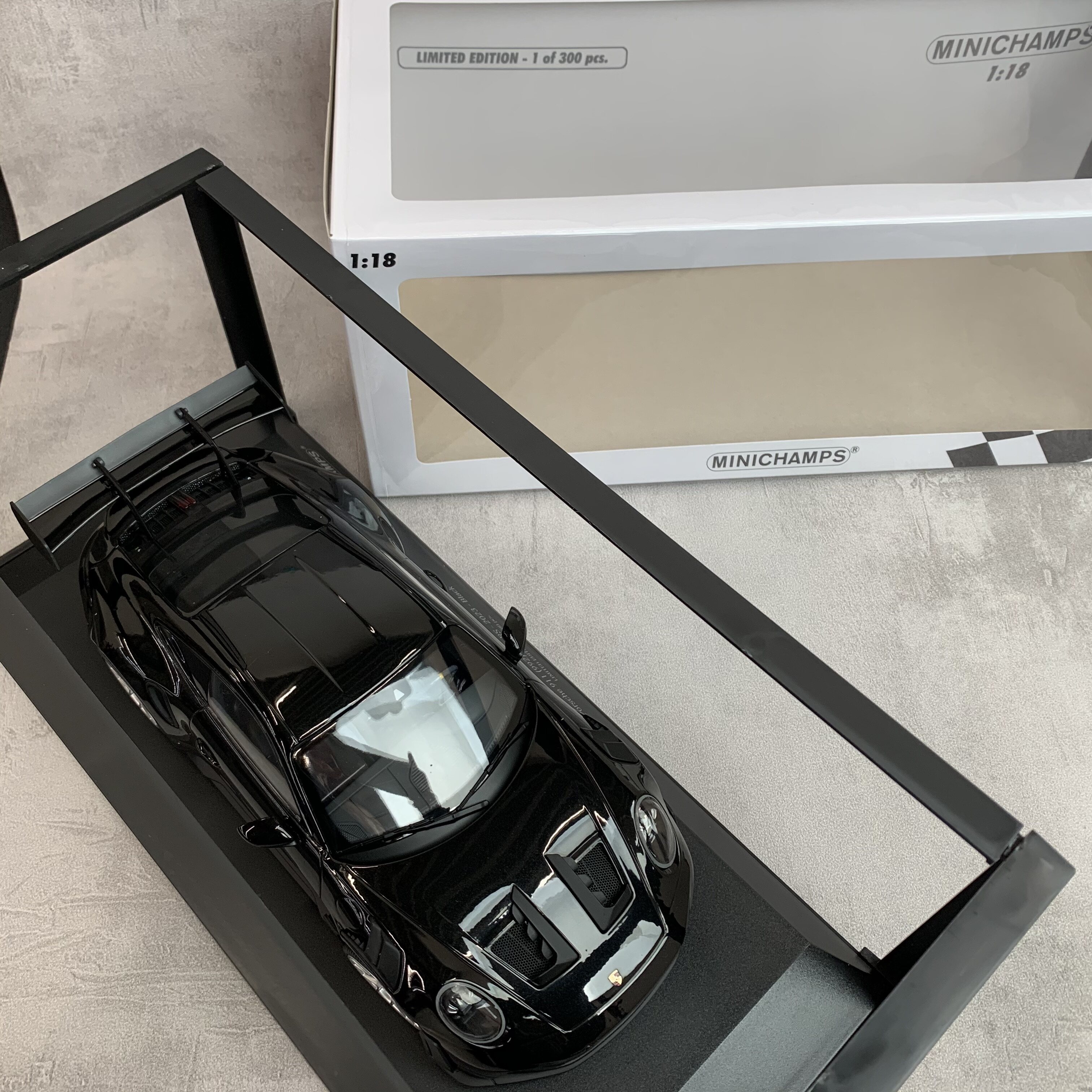 Porsche 911 GT3 RS 2023 – Minichamps 1/18 – Nürburgring Top Gun – Édition Limitée 333 Pcs