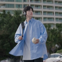 Синий лонгслив