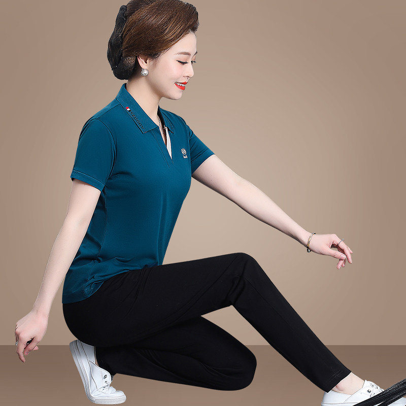 Middle Aged Sports Suit Women Summer 2022 New Middle Aged Mother Summer Clothing Short Sleeve Summer Leisure Sports Wear Thin