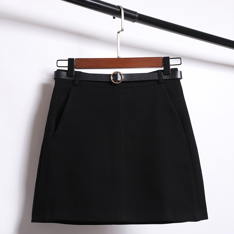 Skirt women's autumn skirt black 2021 new wild Western style high-waisted A-word chic professional hip skirt