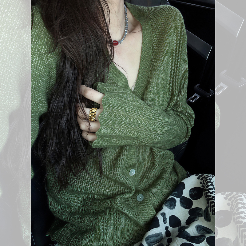 Stylish Green Slim-Fit Long-Sleeve Knit Sweater for Women, 2026 New Autumn Collection, Elegant and Relaxed Style Top