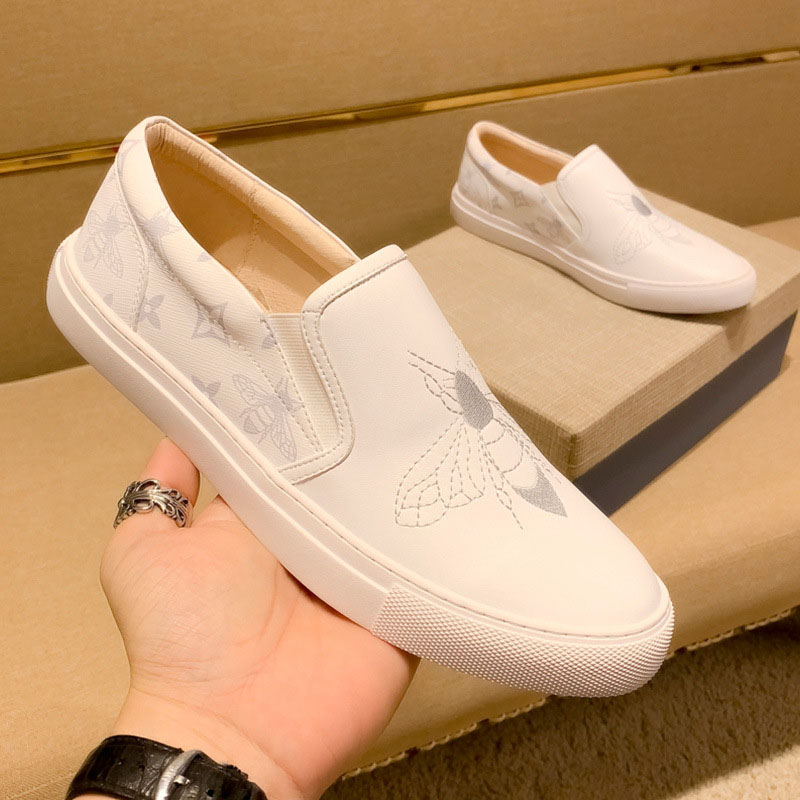 Small white shoes men's spring counters new men's shoes trendy brand Little Bee casual skate shoes youth slip on loafers trendy