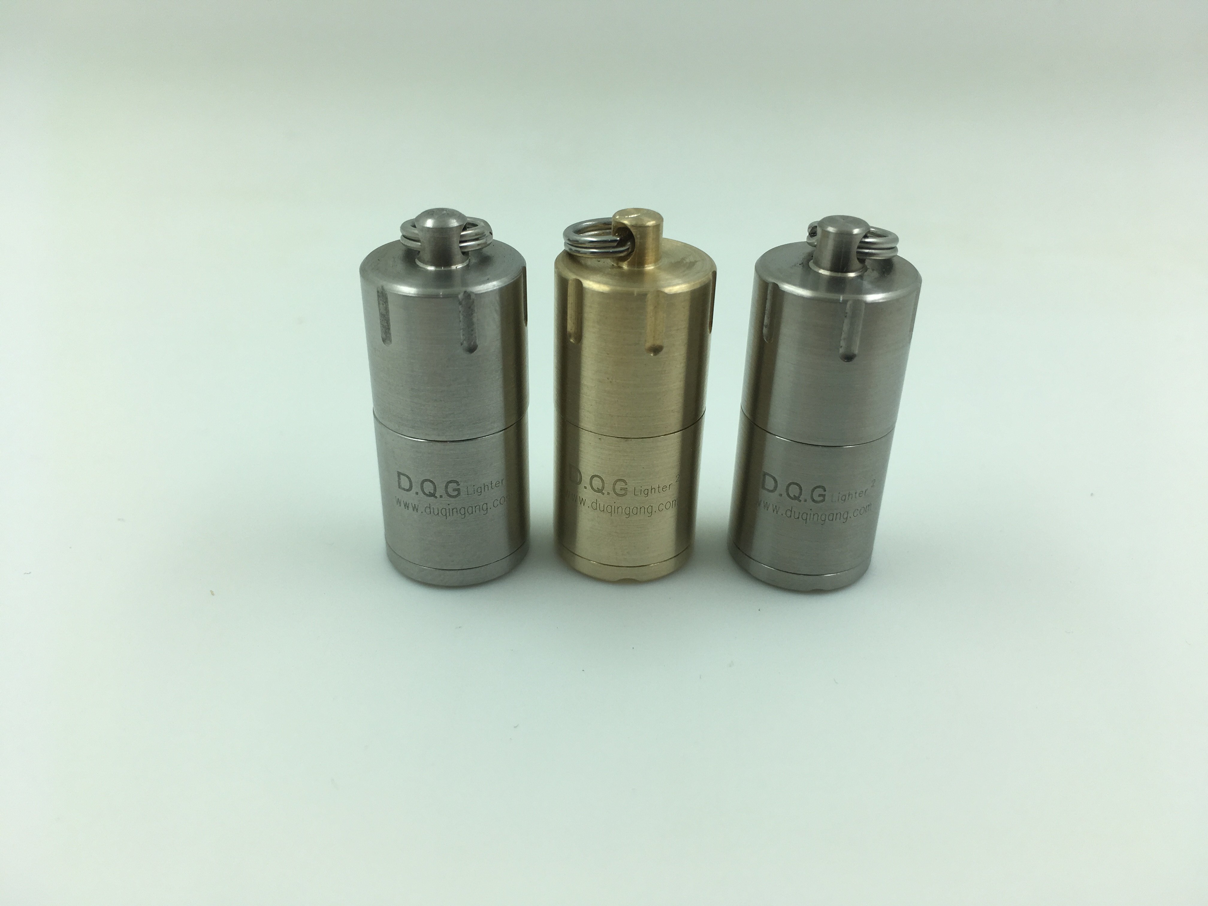 DQG Lighter Mini Lighter Waterproof Grinding Wheel Kerosene Capsule Oil Pot EDC Goods