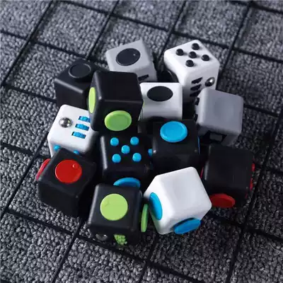 Decompression artifact decompression dice dice class boring artifact vent anti-anxiety irritability sieve hyperactivity toys multi-color